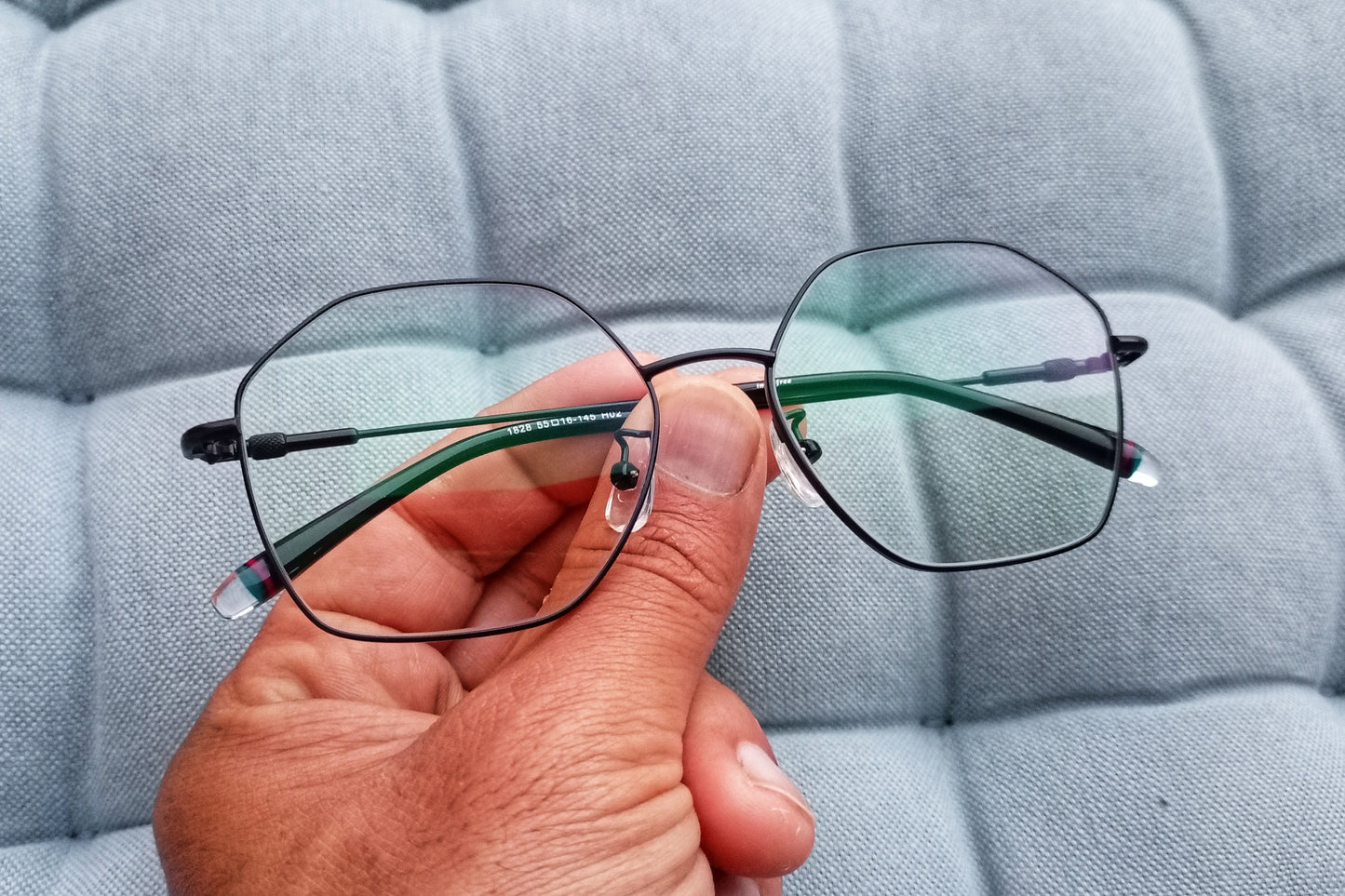 Anti Blue Light Glasses - Volvo XC40