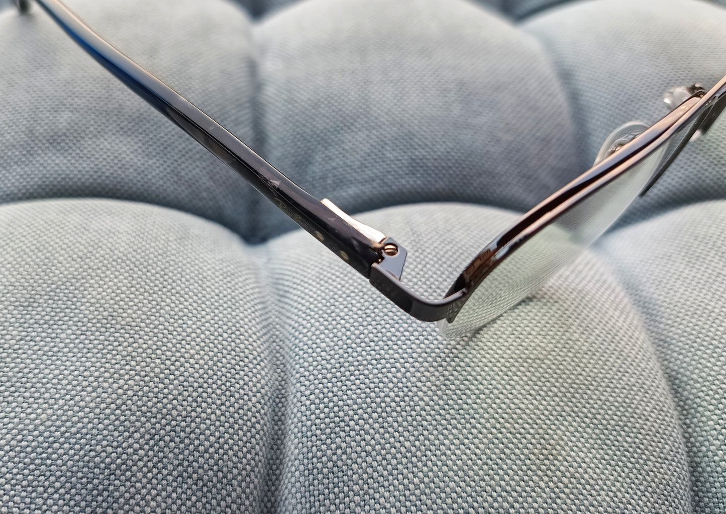 Anti Blue Light Glasses - Volvo XC60