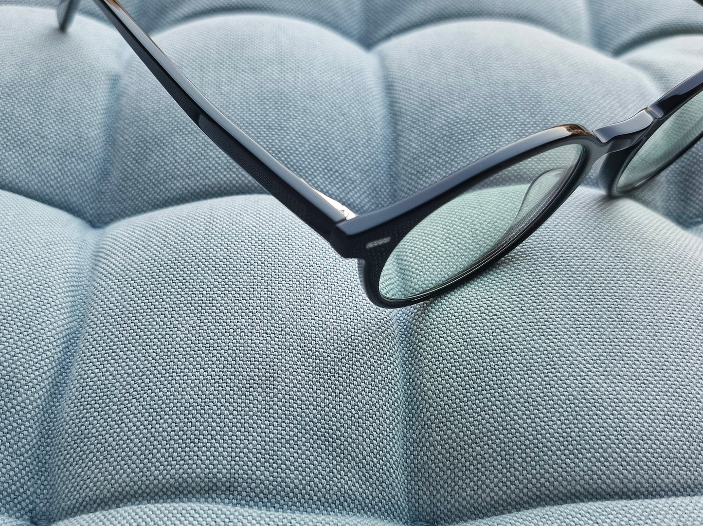Anti Blue Light Glasses - Volvo